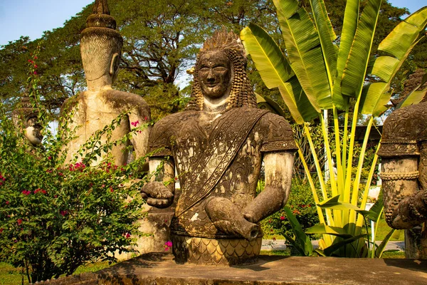Buddha Park Con Stautes Vecchio Tono Laos — Foto Stock