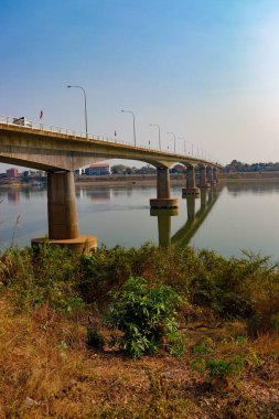 Laos 'ta Dostluk Köprüsü