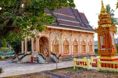 Laos 'taki Asyalı güzel Budist mimarisi