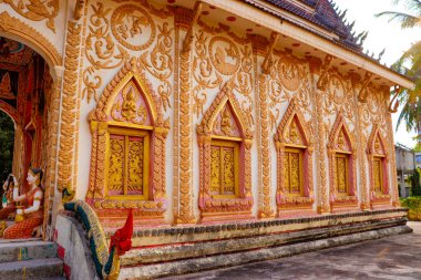 Budist tapınağı mimarisi ve dekorasyonu, Laos.