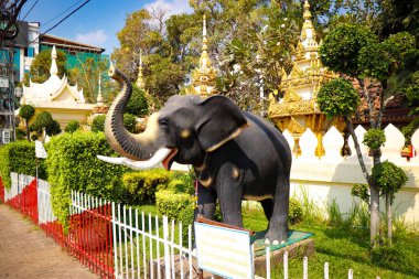 Budist mimarisi ve heykelleri, Laos. 