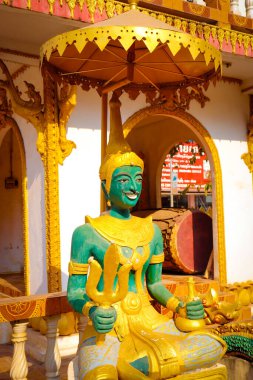 Budist mimarisi ve heykelleri, Laos. 