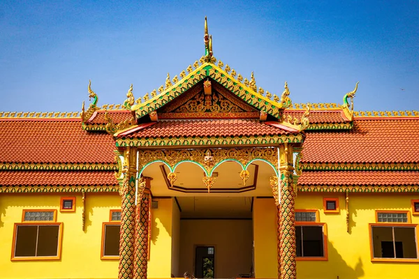 Antigua Arquitectura Asiática Estatuas Templo Budista Laos —  Fotos de Stock