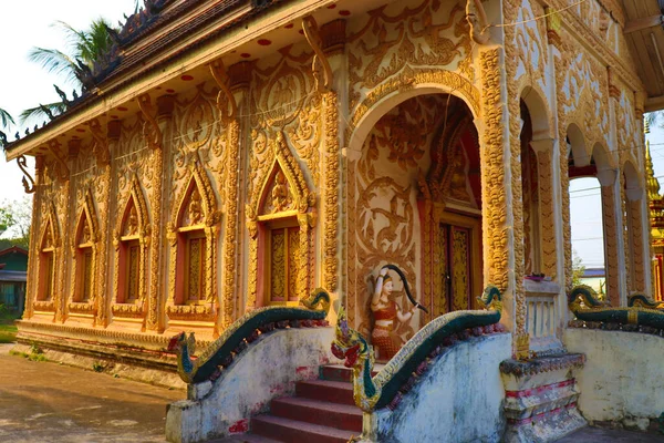 Bâtiment Simple Dans Architecture Bouddhiste Laos — Photo