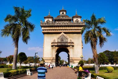 Patuxay Parkı 'ndaki kapı, Laos