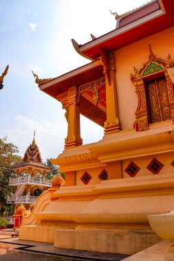 Luang Tapınağında güzel bir Budist mimarisi, Laos