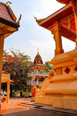 Luang Tapınağında güzel bir Budist mimarisi, Laos