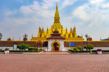 Wat Pha Luang Tapınağı, Laos