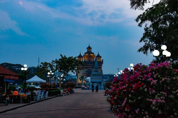Hora Noite Patuxay Park Laos — Fotografia de Stock
