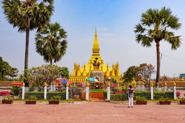Wat Pha Luang Tapınağı, Laos