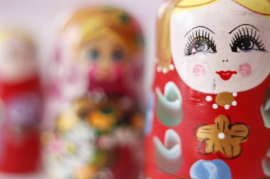 Rus matryoshka bebeklerinin güzel bir manzarası