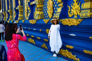 Tayland. Chiang Rai. Mavi Tapınak