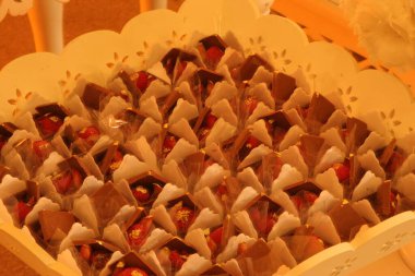 Düğün süslemeleri ve tatlılar, kapatın. 