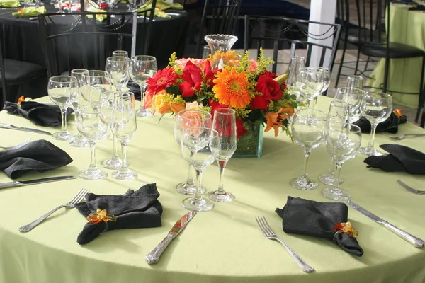 Düğün süslemeleri ve tatlılar, kapatın. 