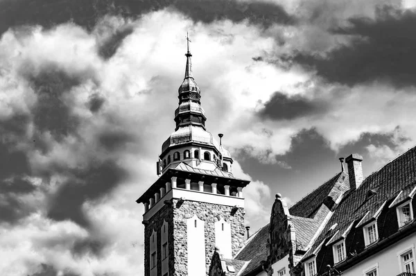 Чорно Біле Фото Старовинному Палаці Європі Lillafured Угорщина Сонячний День — стокове фото