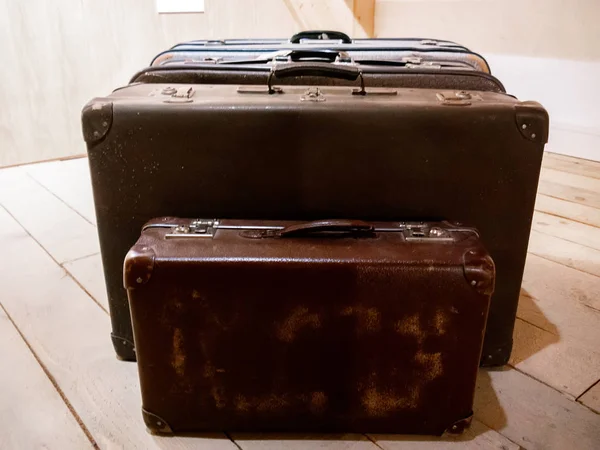 View on some retro suitcases — Stock Photo, Image