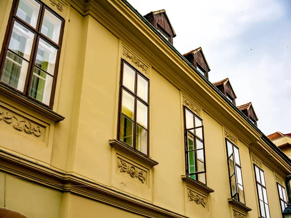 Vista Arquitectura Histórica Gyor Hungría Día Soleado —  Fotos de Stock