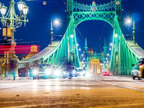 Будапест Хангария Декабря 2019 Года Вид Движение Площади Фовама Мост — стоковое фото