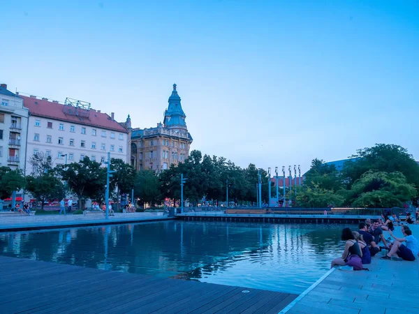 Budapest Ungern Augusti 2020 Utsikt Över Solnedgången Medan Folket Vilar — Stockfoto