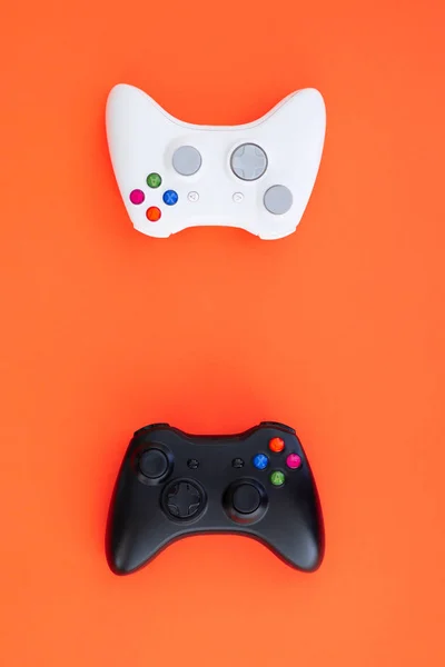 Joystick Noir Blanc Sur Fond Rouge Manette Blanche Noire Est — Photo