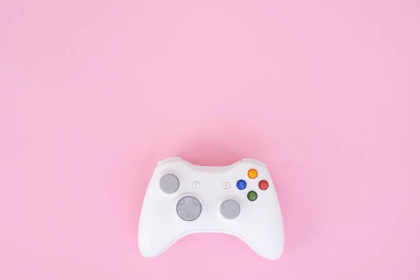 Joystick Blanco Sobre Fondo Rosa Pastel Gamepad Está Aislado Sobre —  Fotos de Stock