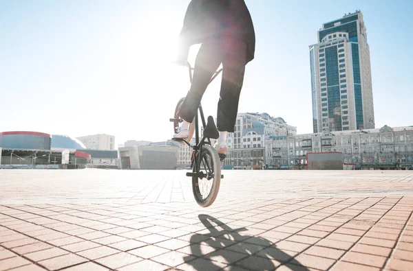 Bmx Freestyle Bmx Cyclist Makes Complex Tricks Bike Young Man — Stock Photo, Image