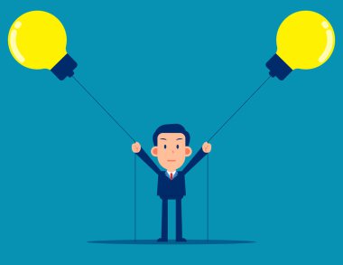 Adamın biri ampulü iki taraftan çekiyor.