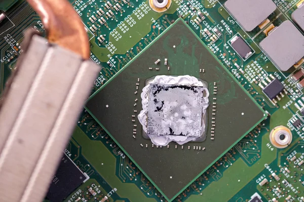 Cpu Termal Gres Kirli Dizüstü Bilgisayar Içinde — Stok fotoğraf