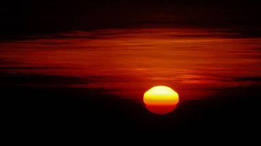 tele len günbatımı turuncu gökyüzü