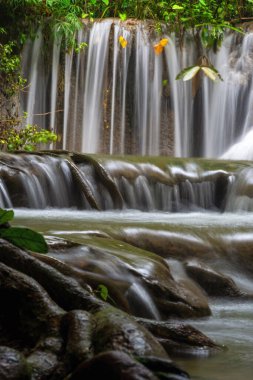 Huai Mae Khamin Şelalesi Kanchanaburi Tayland