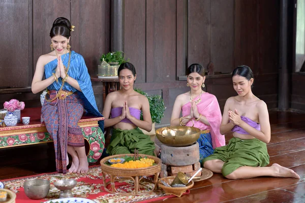 Thai People Make Thai Dessert Thai Period Costume — Foto Stock