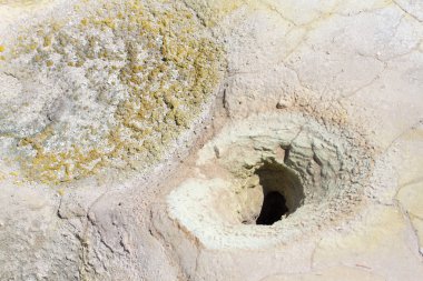 Bir volkan closeup zemin kırık