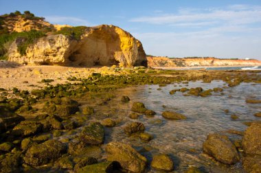 Praia de Falesia, Algarve, Portekiz.