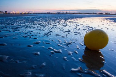 Belçika'da bir plajda Akşam, Knokke