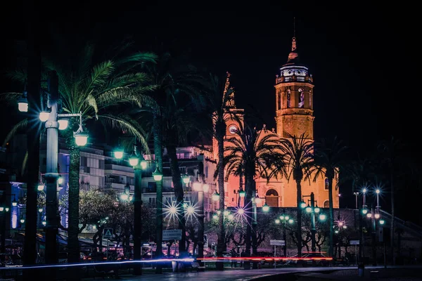 Gece görünümü catolic Kilisesi, Sitges, İspanya