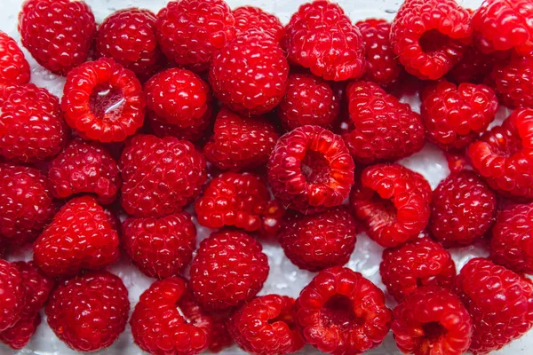 Rode Heldere Raspberry Platte Weergave — Stockfoto