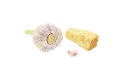 İzole beyaz zemin üzerine beyaz backgroundfresh organik sarımsak üstünde taze sarımsak