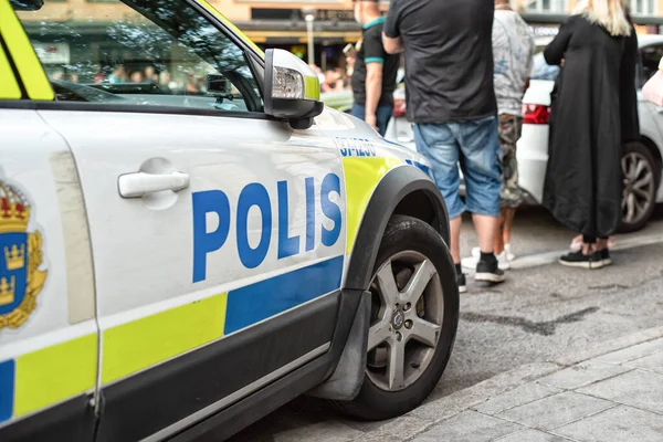 ストックホルム スウェーデン 2019年8月3日 旧市街のスウェーデン語でテキストポリスと警察の車の風景 — ストック写真