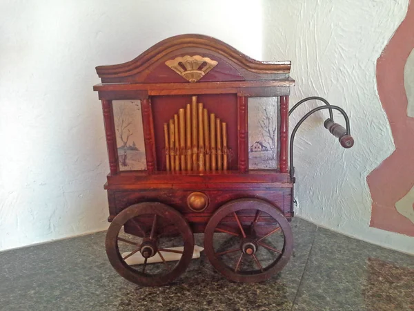 Старый Орган Старинный Инструмент — стоковое фото