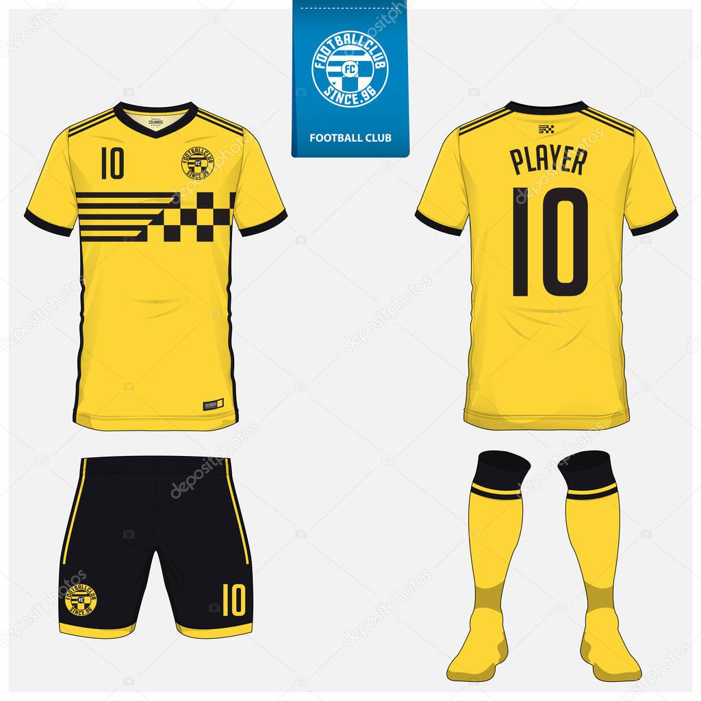 Camiseta amarilla y negra de fútbol o plantilla de fútbol para el club del  equipo sobre fondo blanco. deporte de jersey