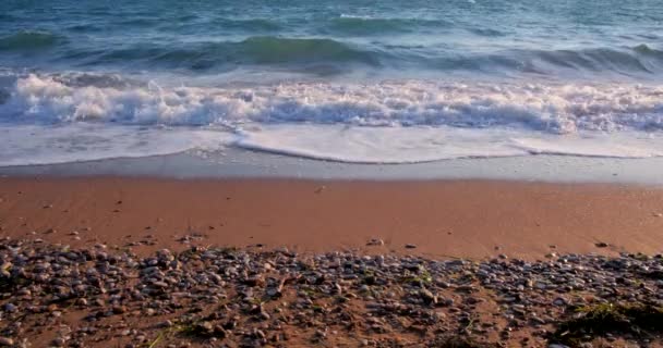 海の波と砂浜 自然背景 — ストック動画