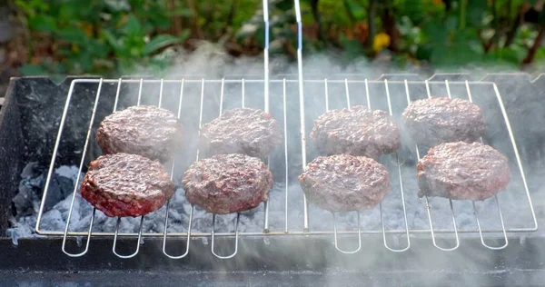 Hovězí Vepřová Patty Burger Vařící Kotlety Mangalu Grilované Mleté Maso — Stock fotografie