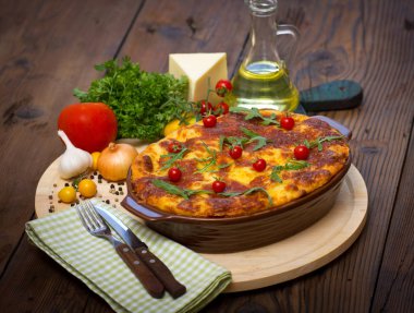 lezzetli ev yapımı lazanya yakından görünümü 