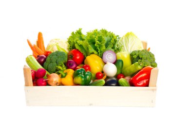 Ahşap kutusunda taze sebze görünümünü kapat