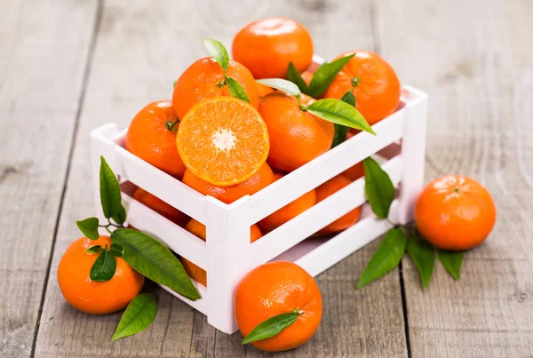 Vista Cerca Naranjas Exóticas Sobre Fondo Madera —  Fotos de Stock