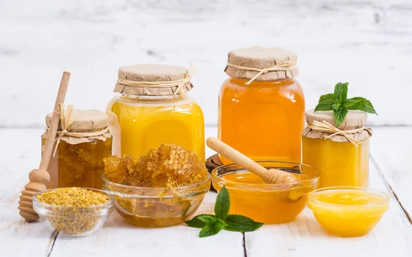 Fresh Honey Jars Honeycomb Bee Pollen — Stock Photo, Image