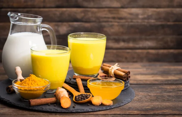 Kurkuma Gouden Melk Latte Met Honing Kaneel — Stockfoto