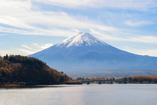 Reflejo Montaña Fuji Con Cielo Azul Mediodía Cerca Los Cinco — Foto de Stock