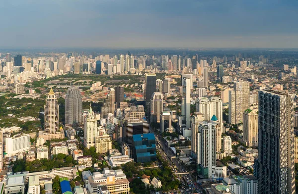 Havadan Görünümü Lumpini Park Sathorn Bangkok Şehir Merkezinde Finans Bölgesine — Stok fotoğraf