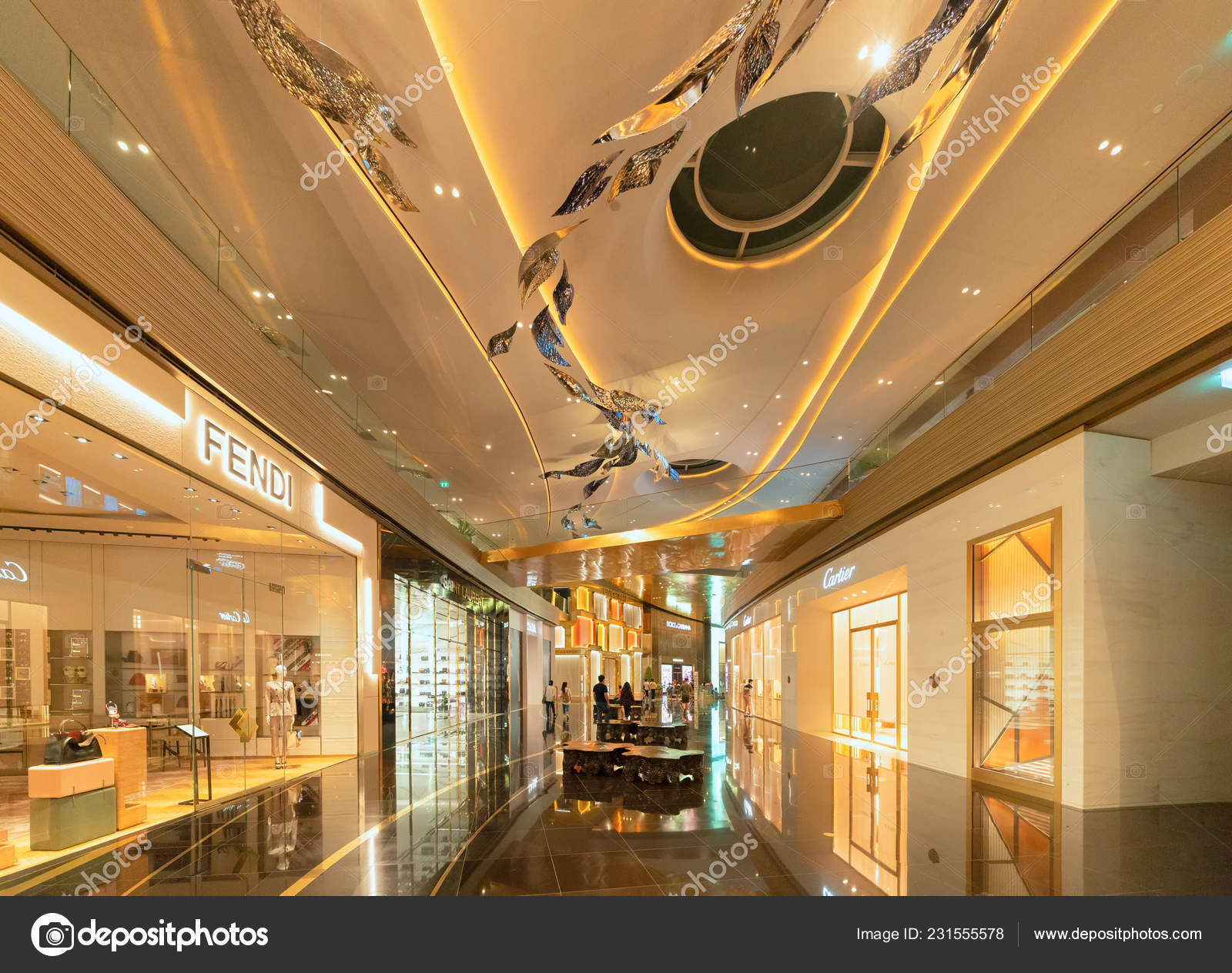 Bangkok Thailand 2018 Icon Siam Plaza Shopping Mall Modern Building – Stock  Editorial Photo © tampatra@hotmail.com #231555578